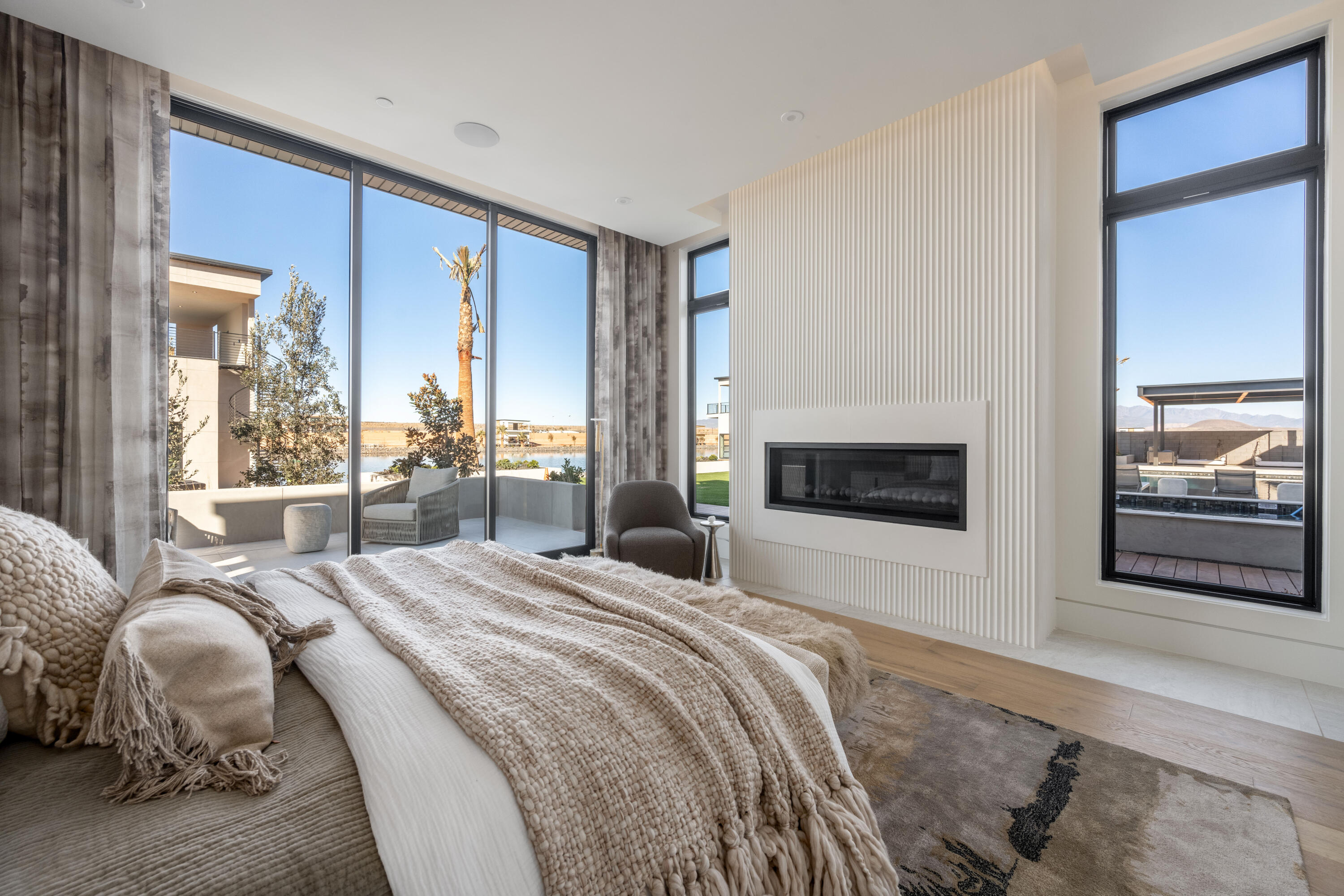SOUTHERN SHORES - Residential