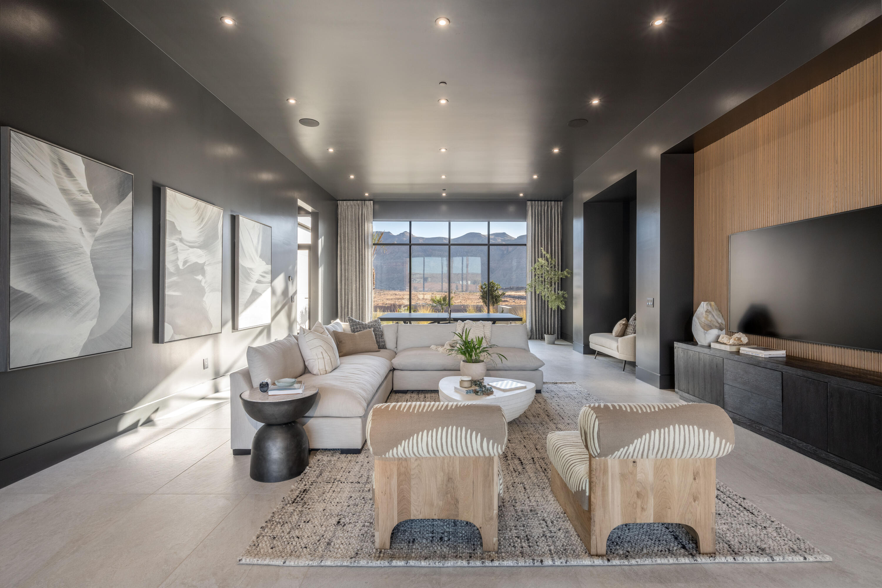 SOUTHERN SHORES - Residential