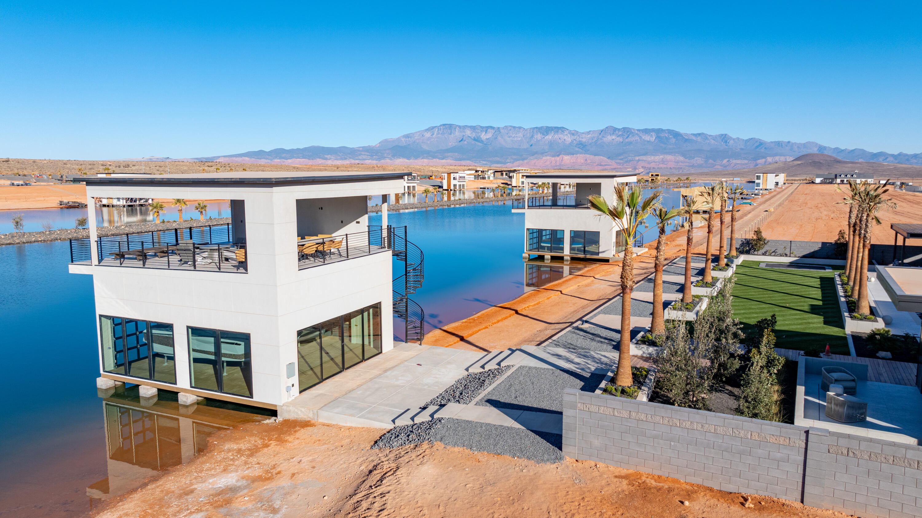 SOUTHERN SHORES - Residential