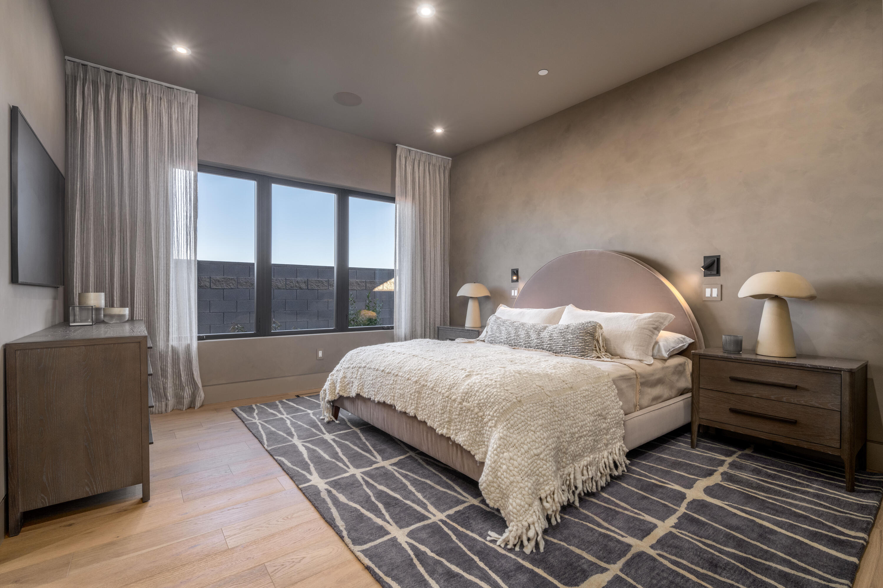 SOUTHERN SHORES - Residential