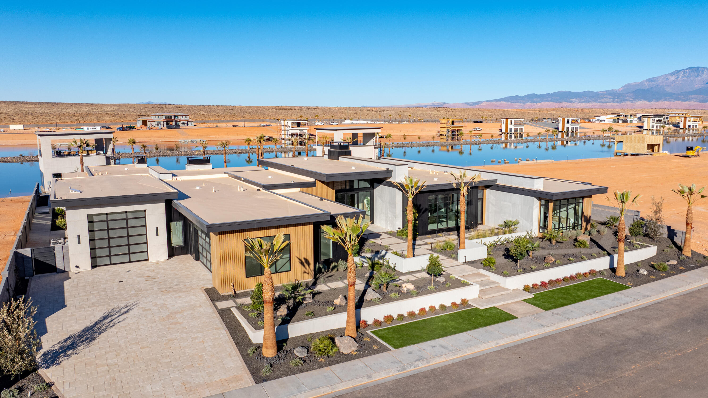 SOUTHERN SHORES - Residential