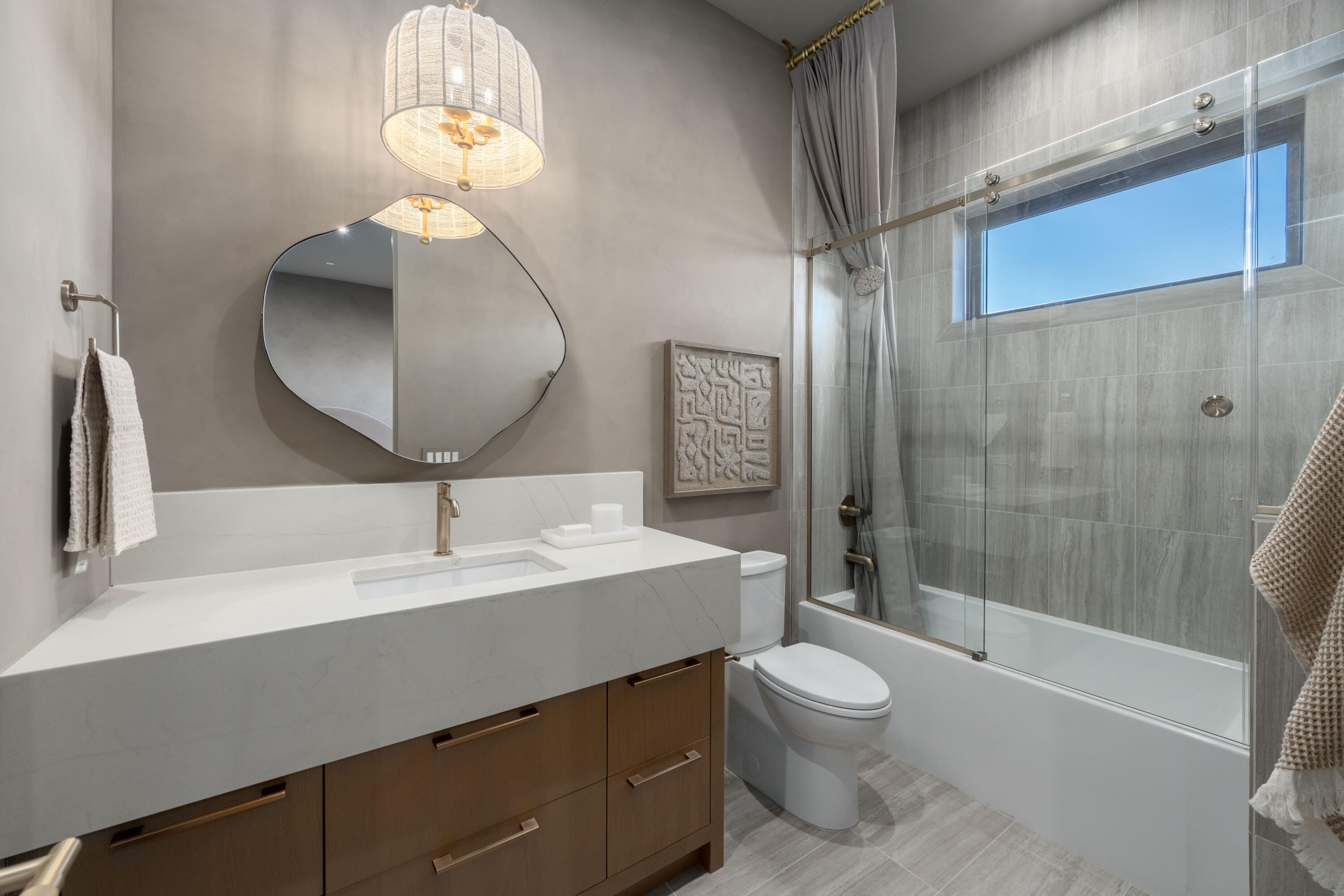 SOUTHERN SHORES - Residential