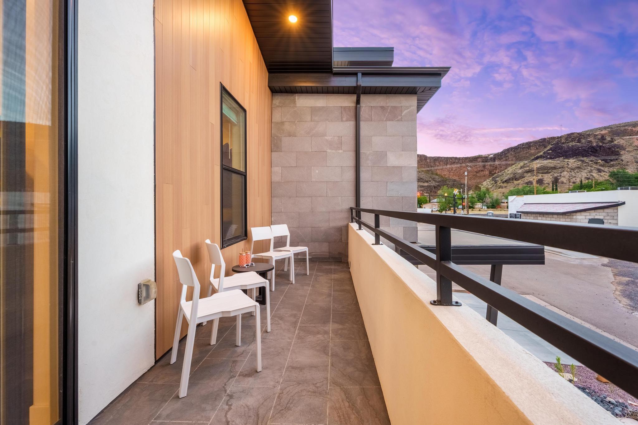 ZION HUB - Residential