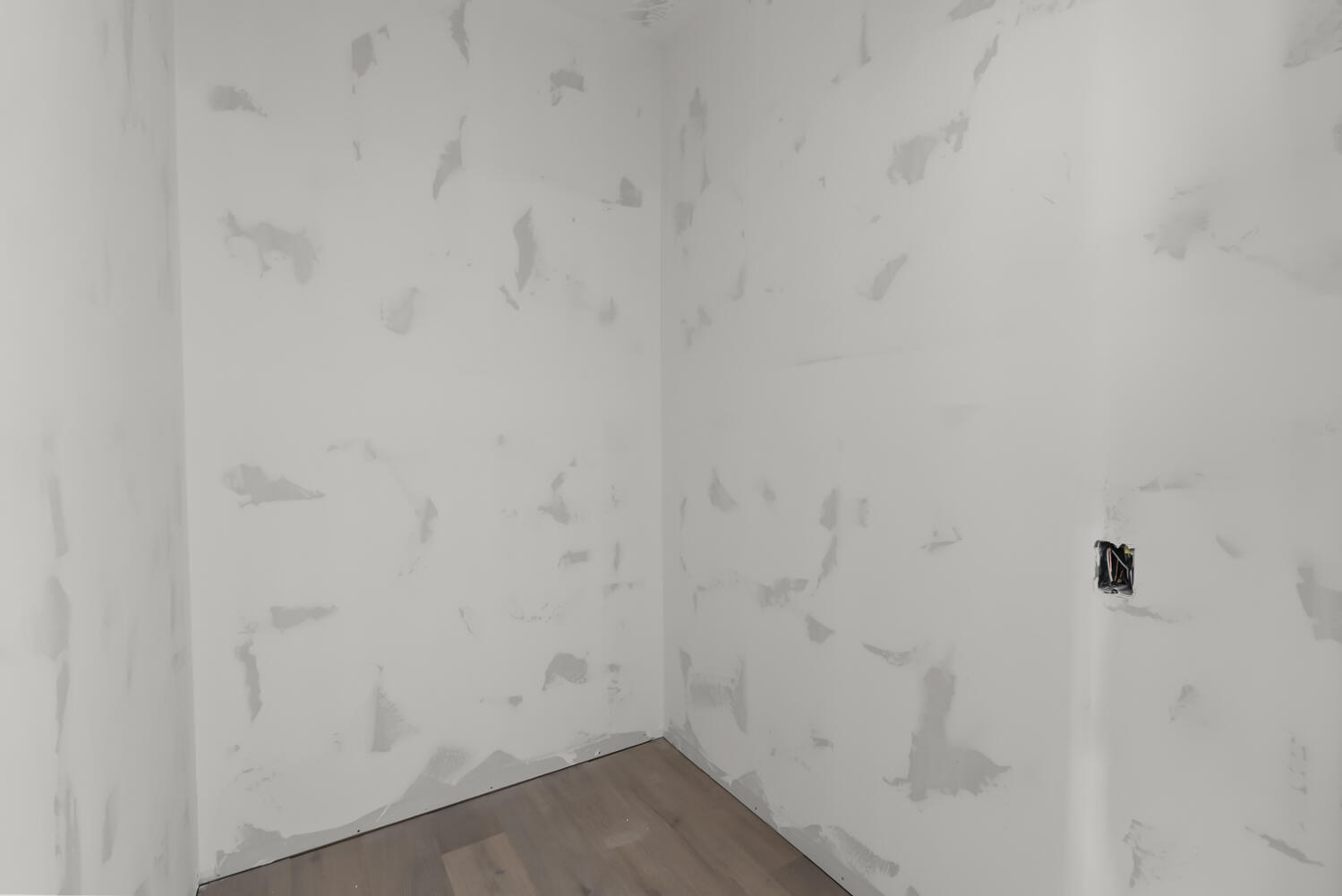 SALARNO HILLS AT DIVARIO - Residential