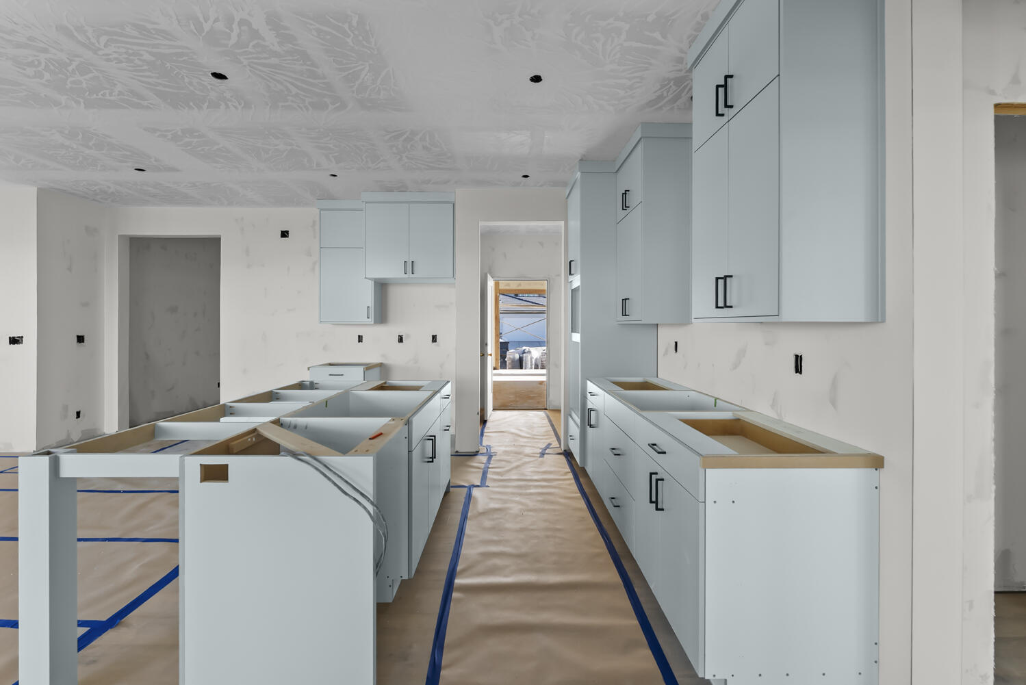 SALARNO HILLS AT DIVARIO - Residential