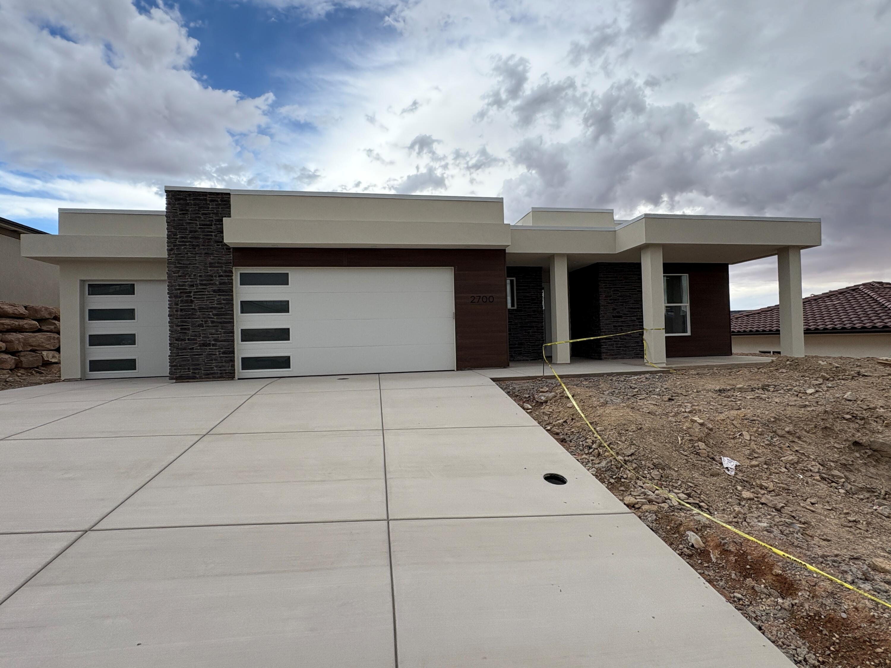 SALARNO HILLS AT DIVARIO - Residential