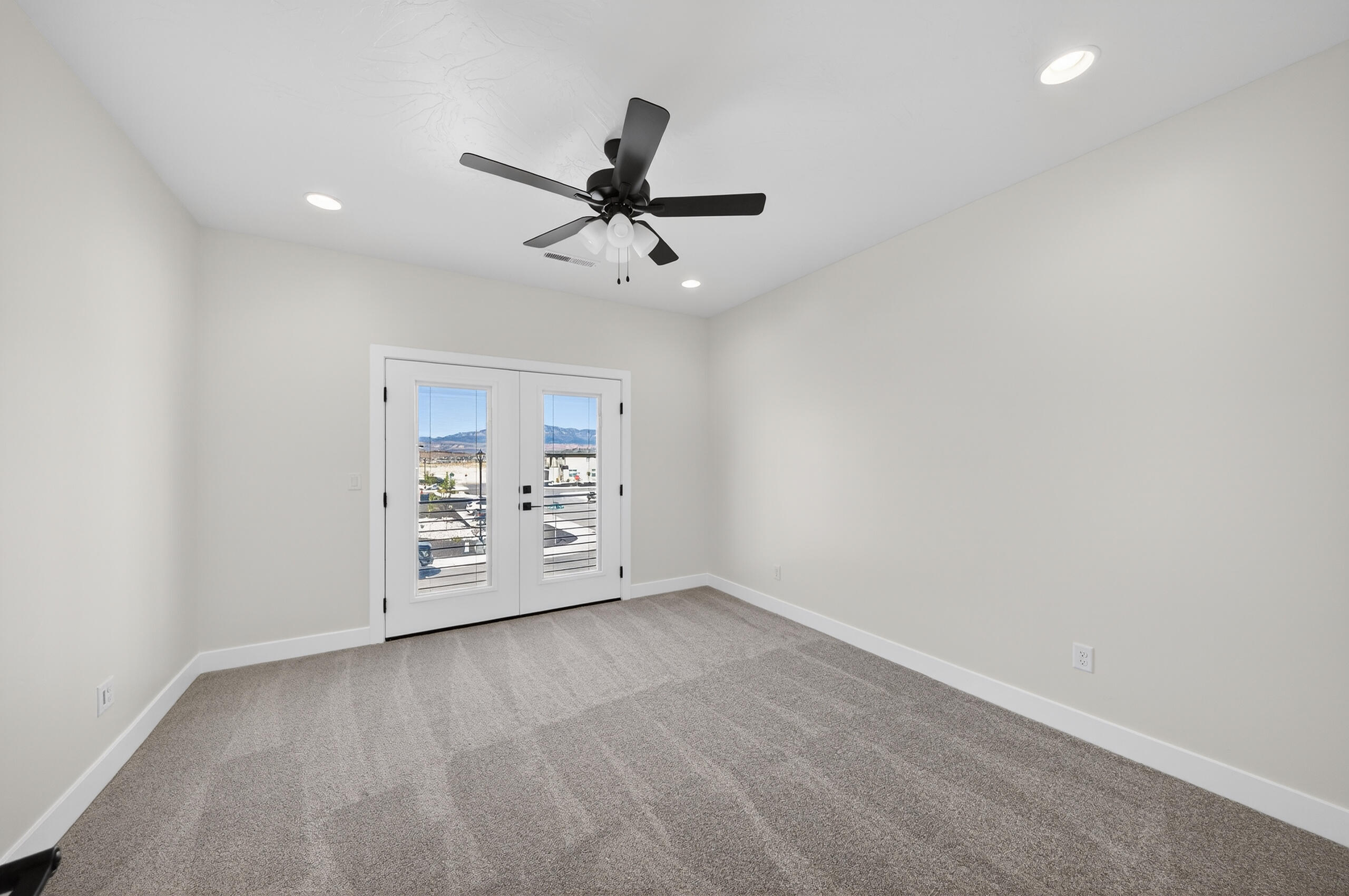 SOUTH DESERT PD - Residential