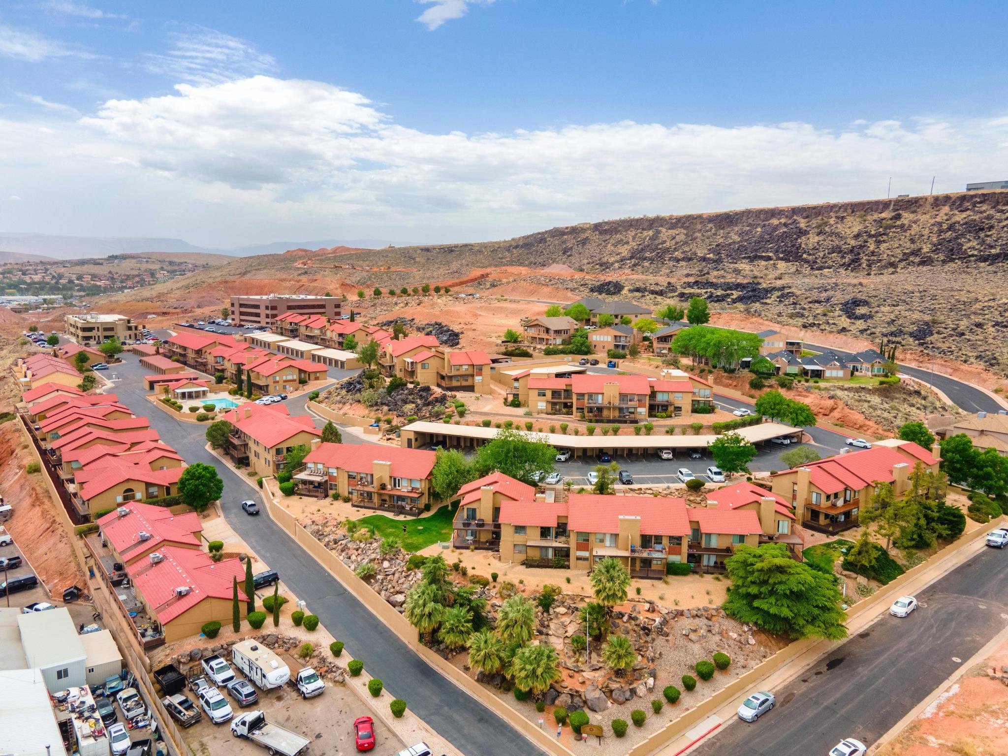 GARDENS SOUTH CONDOS - Residential