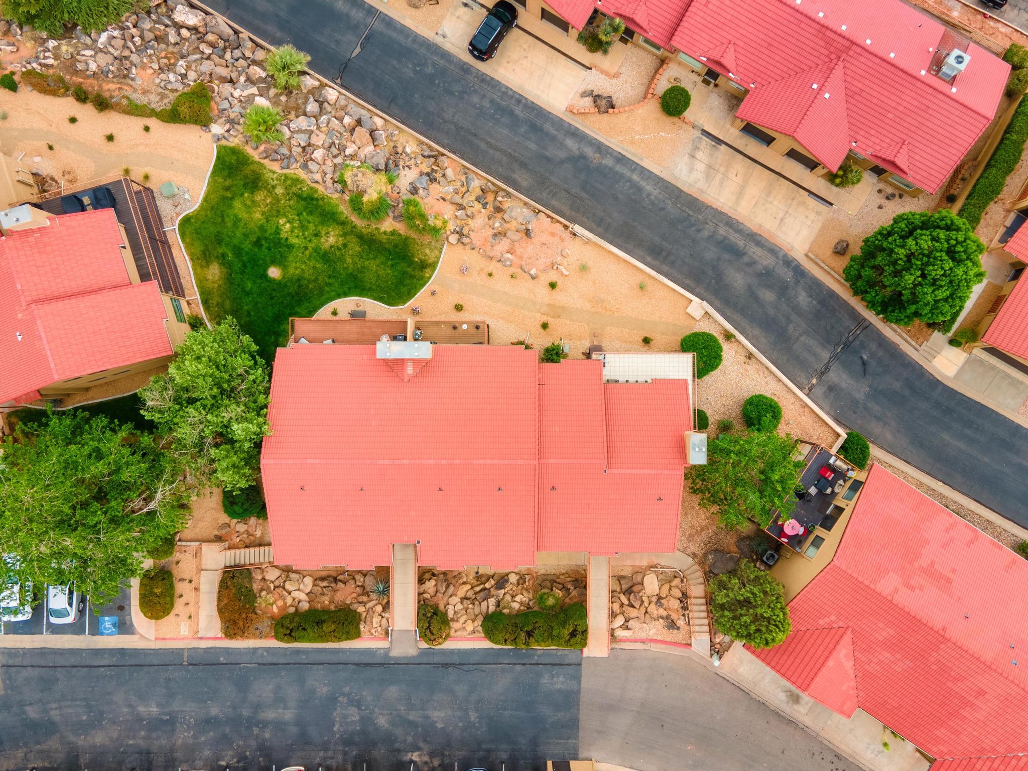 GARDENS SOUTH CONDOS - Residential