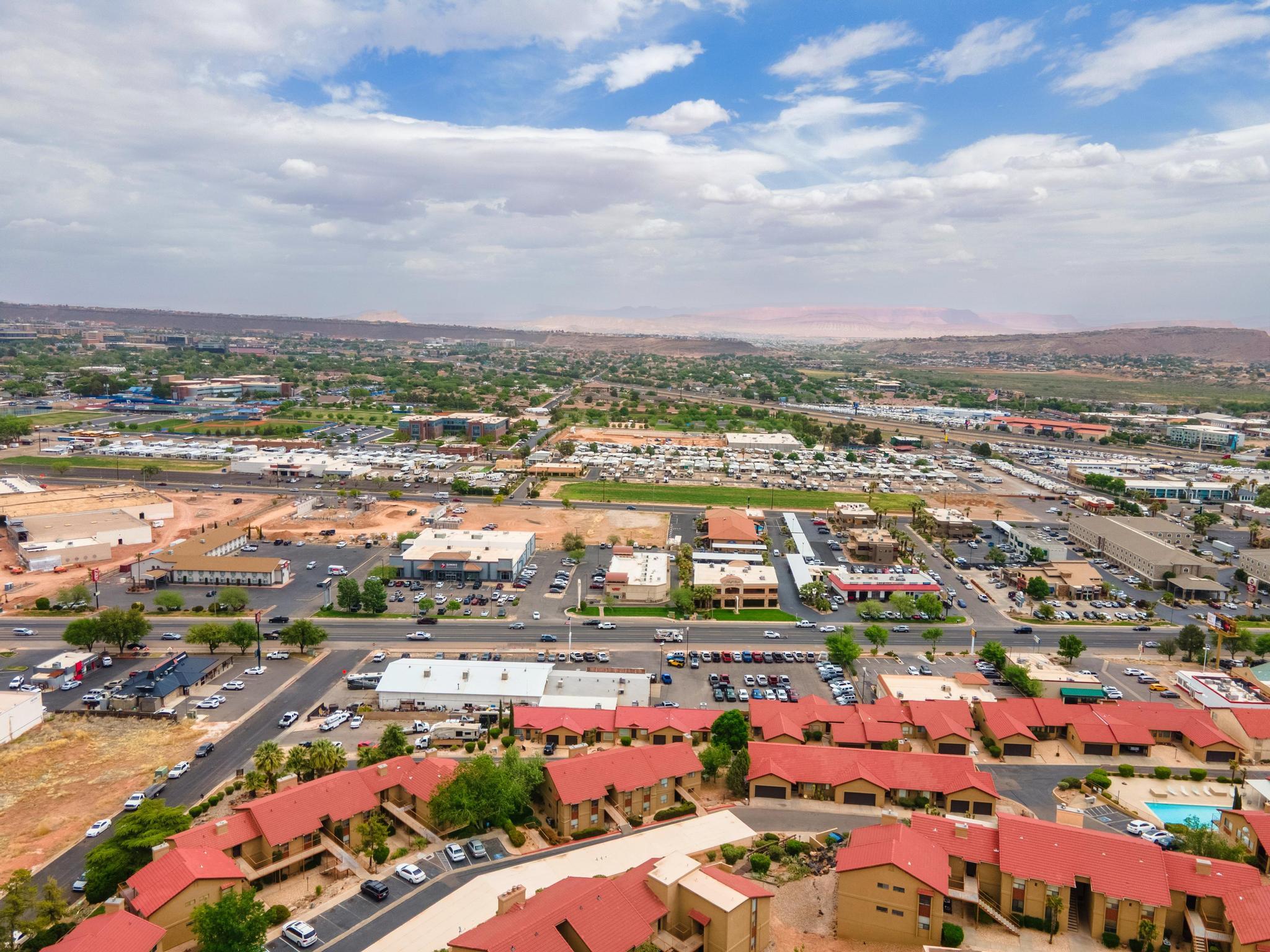 GARDENS SOUTH CONDOS - Residential