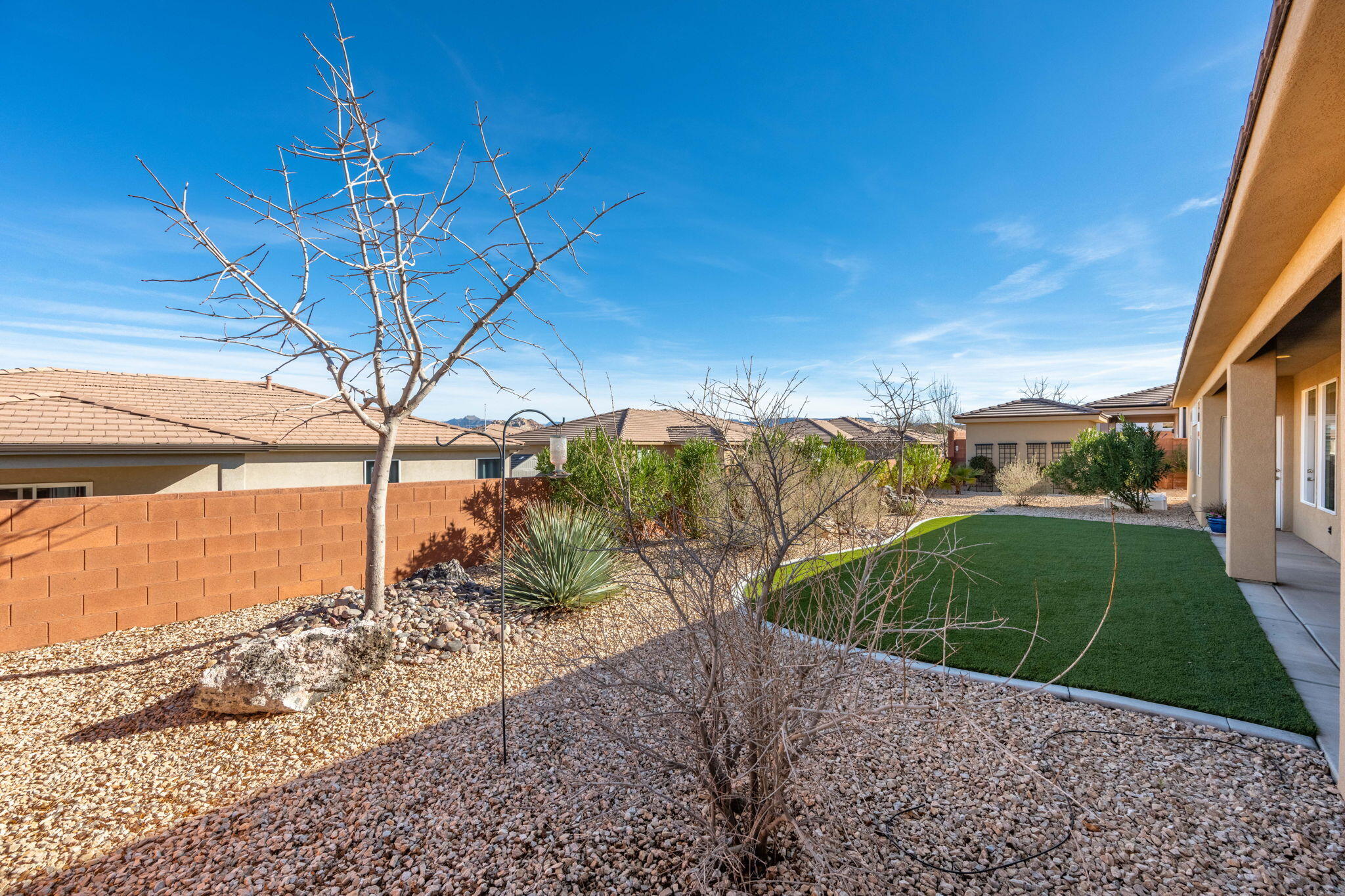 SKY RIDGE - Residential