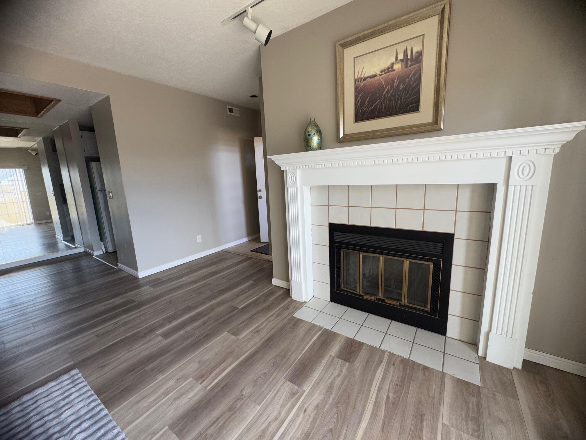 COTTON MANOR CONDOS - Residential