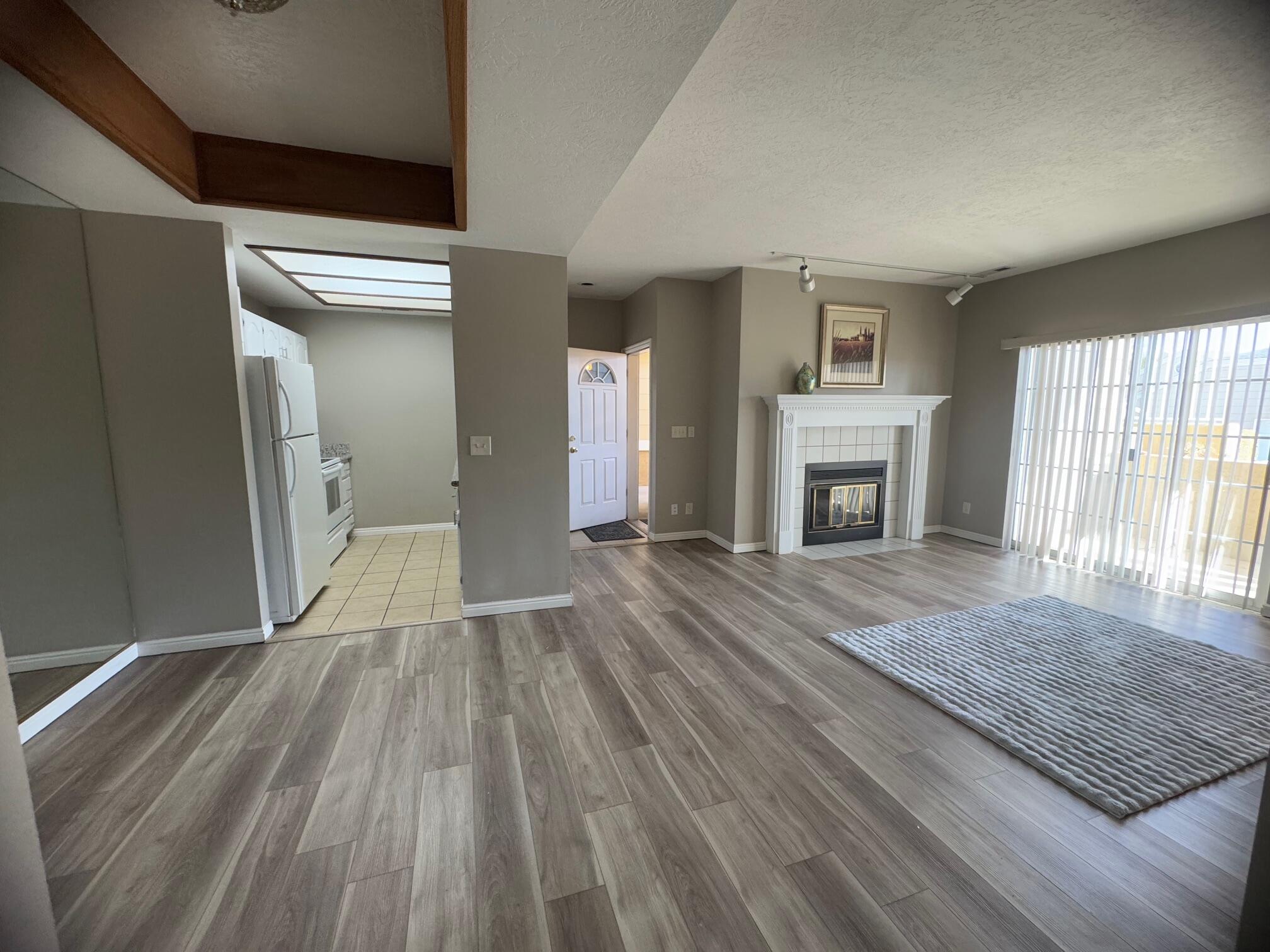 COTTON MANOR CONDOS - Residential