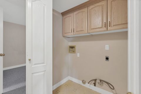 Tiny photo for 150 S Crystal Lakes DR #20, Saint George, UT 84770 (MLS # 26-271444)