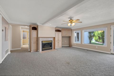 Tiny photo for 150 S Crystal Lakes DR #20, Saint George, UT 84770 (MLS # 26-271444)