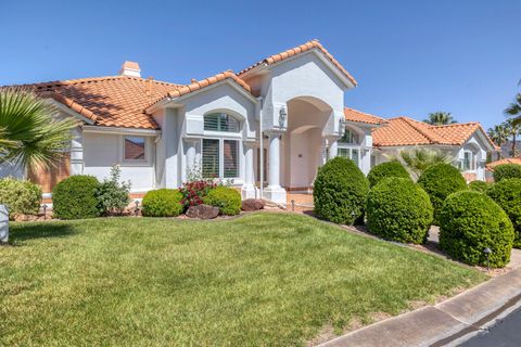 Tiny photo for 150 S Crystal Lakes DR #20, Saint George, UT 84770 (MLS # 26-271444)