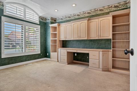 Tiny photo for 150 S Crystal Lakes DR #20, Saint George, UT 84770 (MLS # 26-271444)