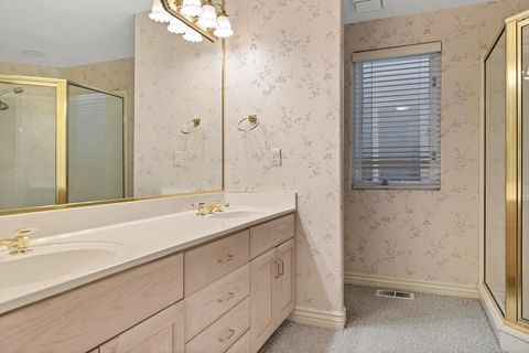 Tiny photo for 150 S Crystal Lakes DR #20, Saint George, UT 84770 (MLS # 26-271444)