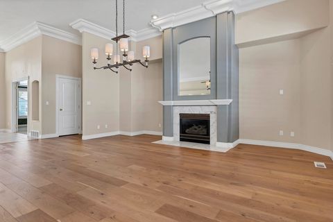 Tiny photo for 150 S Crystal Lakes DR #20, Saint George, UT 84770 (MLS # 26-271444)