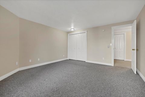 Tiny photo for 150 S Crystal Lakes DR #20, Saint George, UT 84770 (MLS # 26-271444)