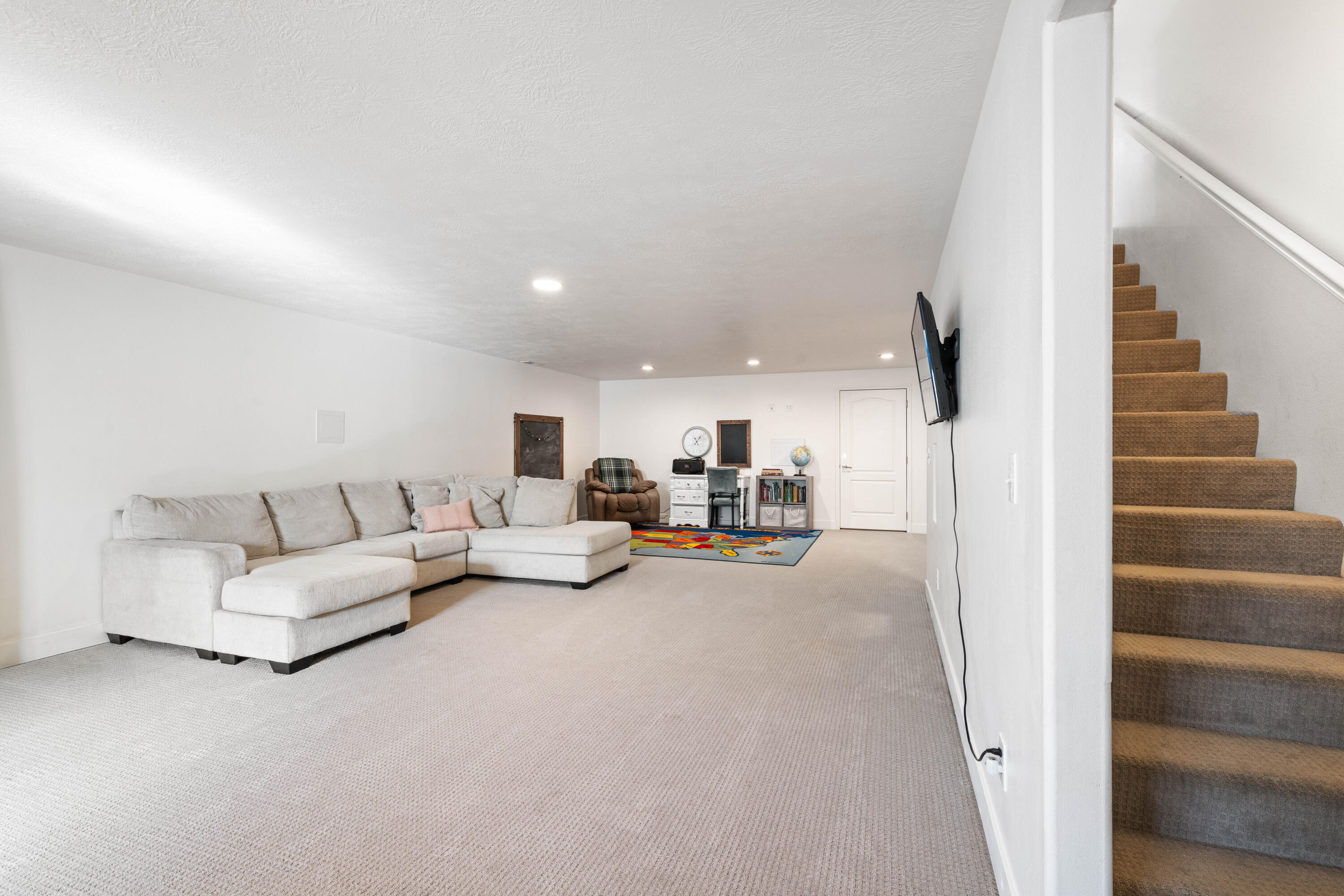 COUNTRY LANE ESTATES - Residential