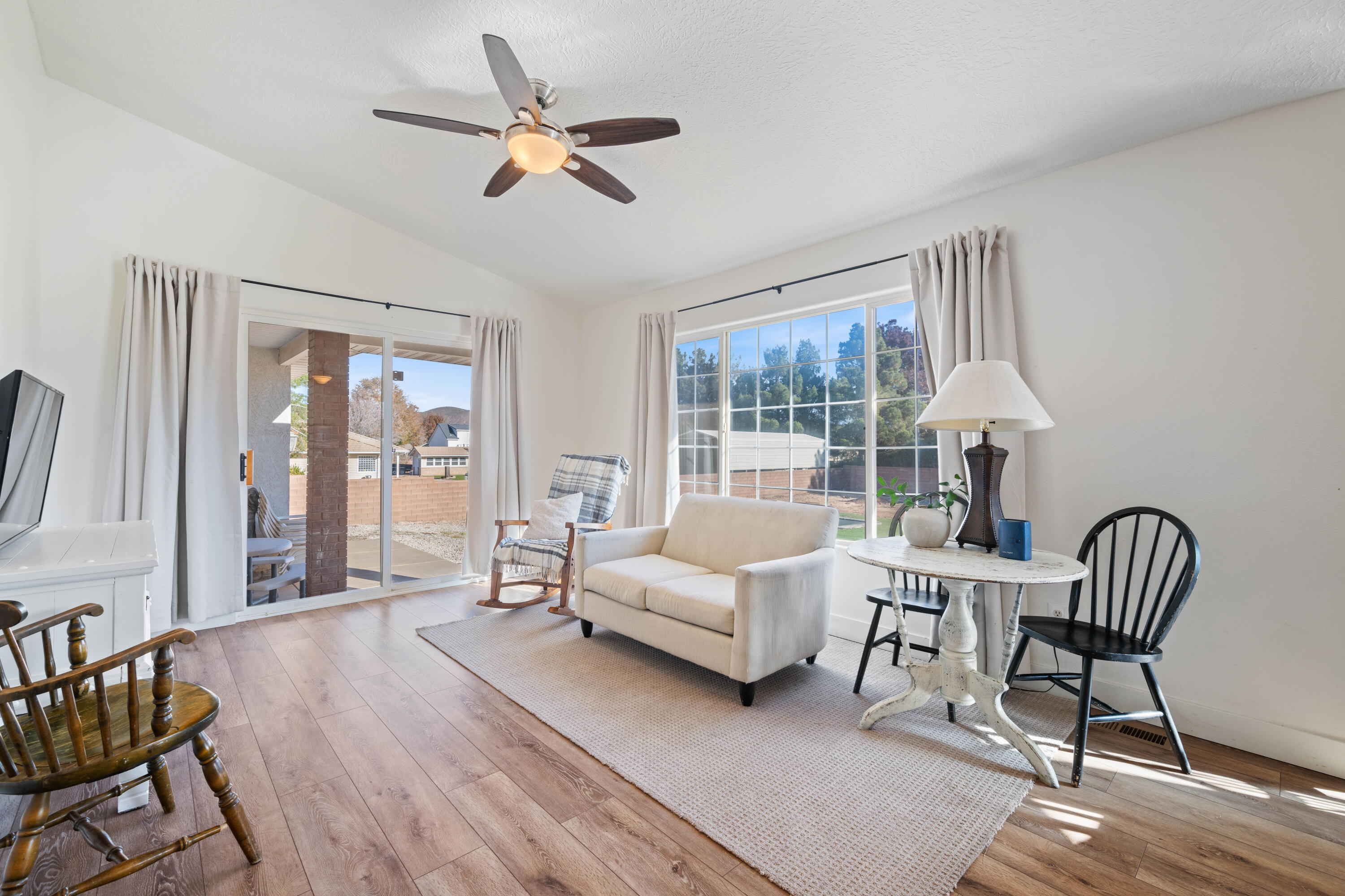 COUNTRY LANE ESTATES - Residential