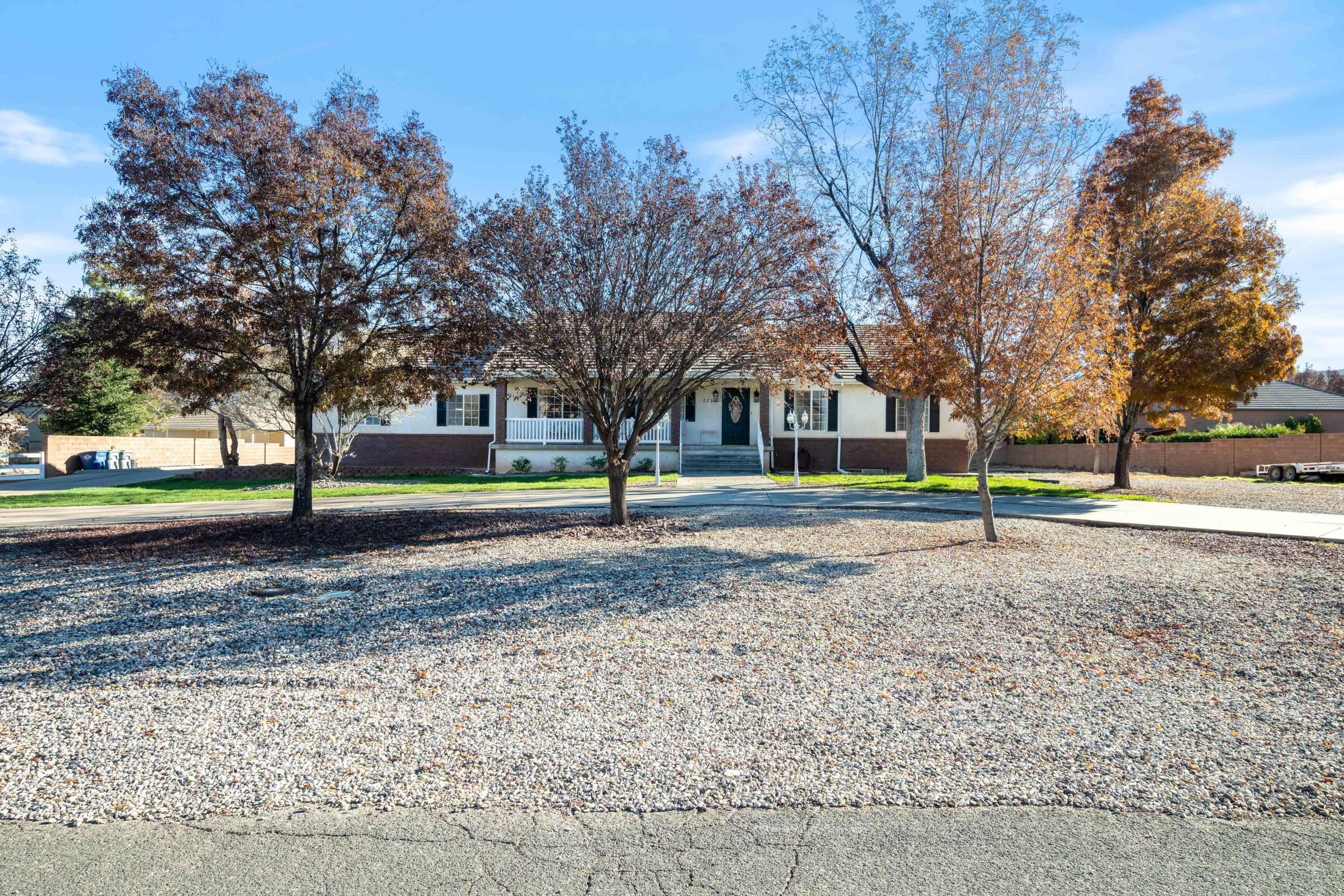 COUNTRY LANE ESTATES - Residential