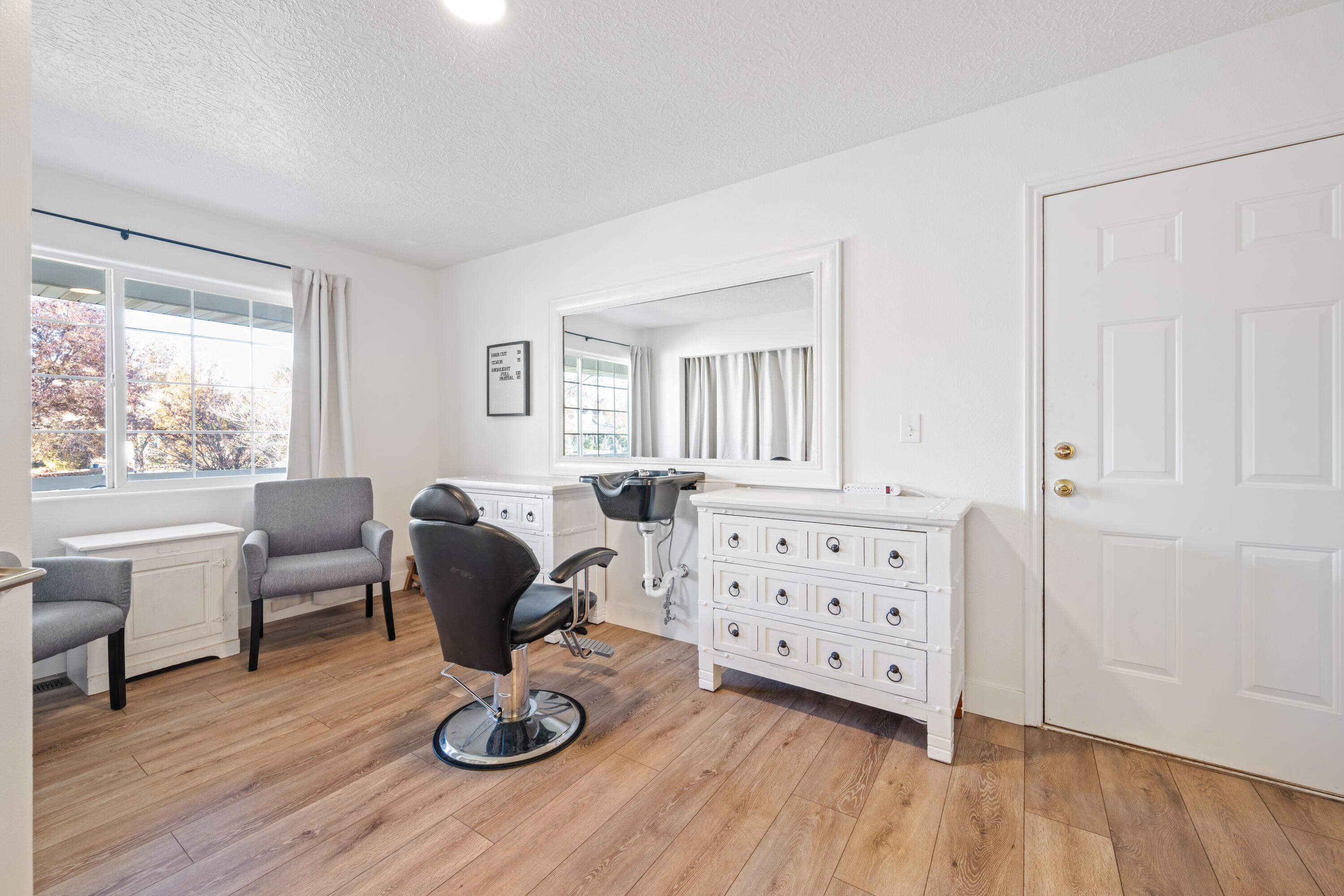 COUNTRY LANE ESTATES - Residential