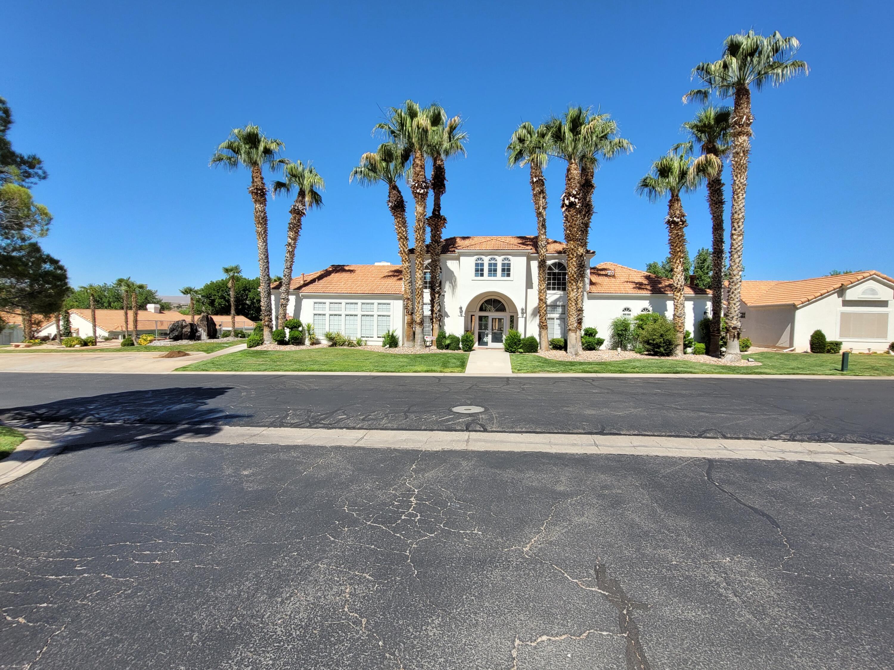 VISTA DEL SOL TOWNHOMES - Residential