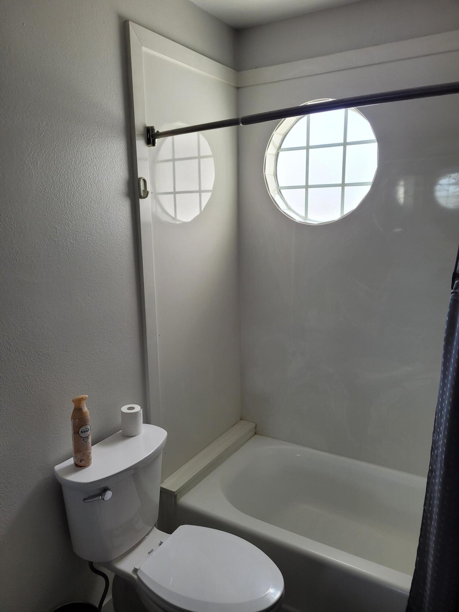 VISTA DEL SOL TOWNHOMES - Residential