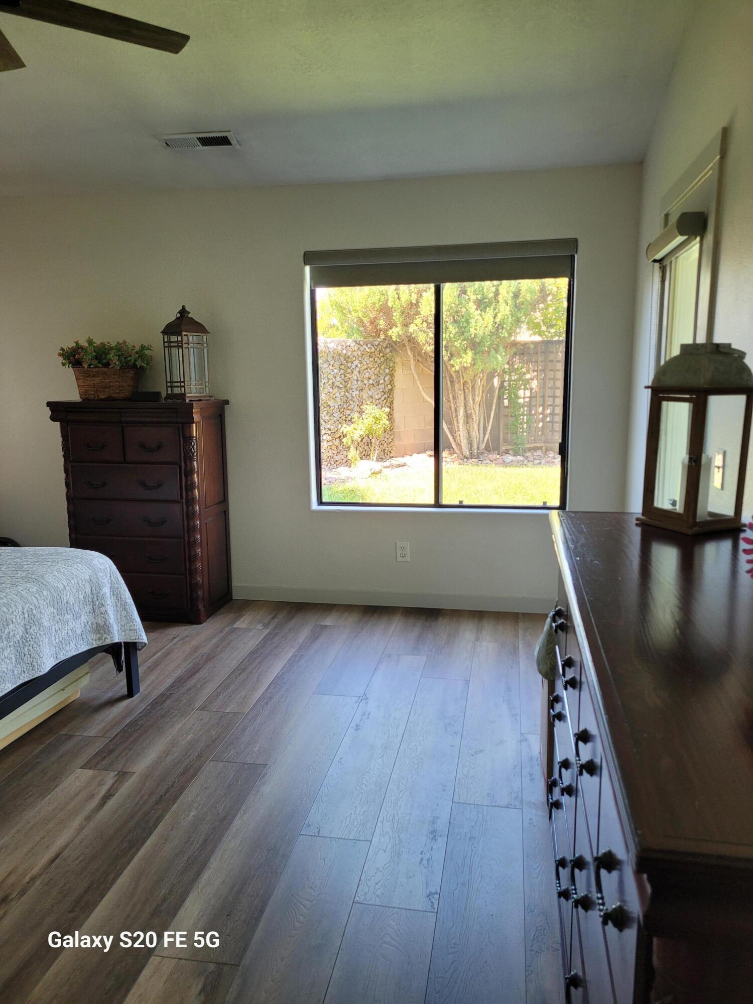 VISTA DEL SOL TOWNHOMES - Residential