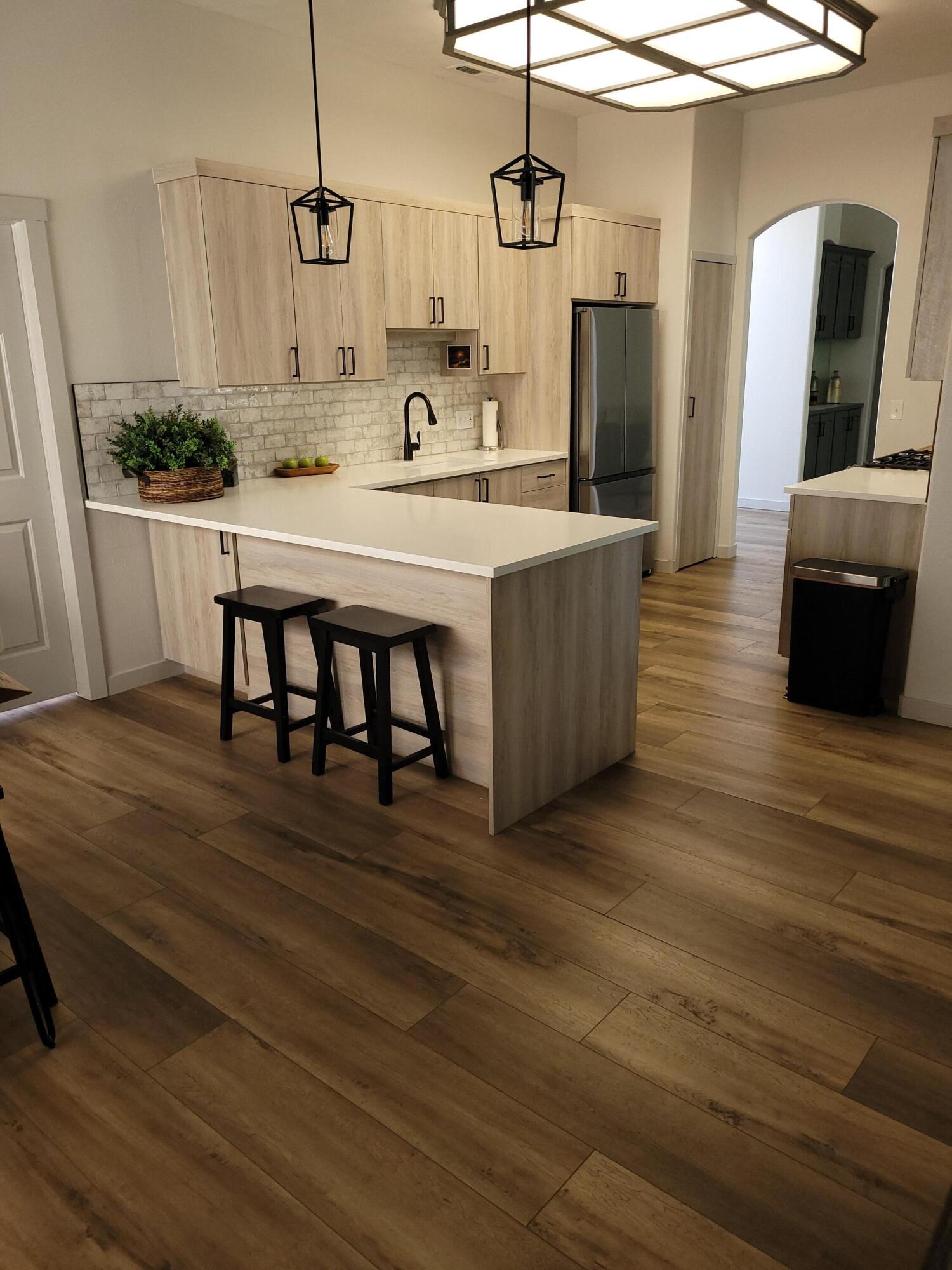 VISTA DEL SOL TOWNHOMES - Residential