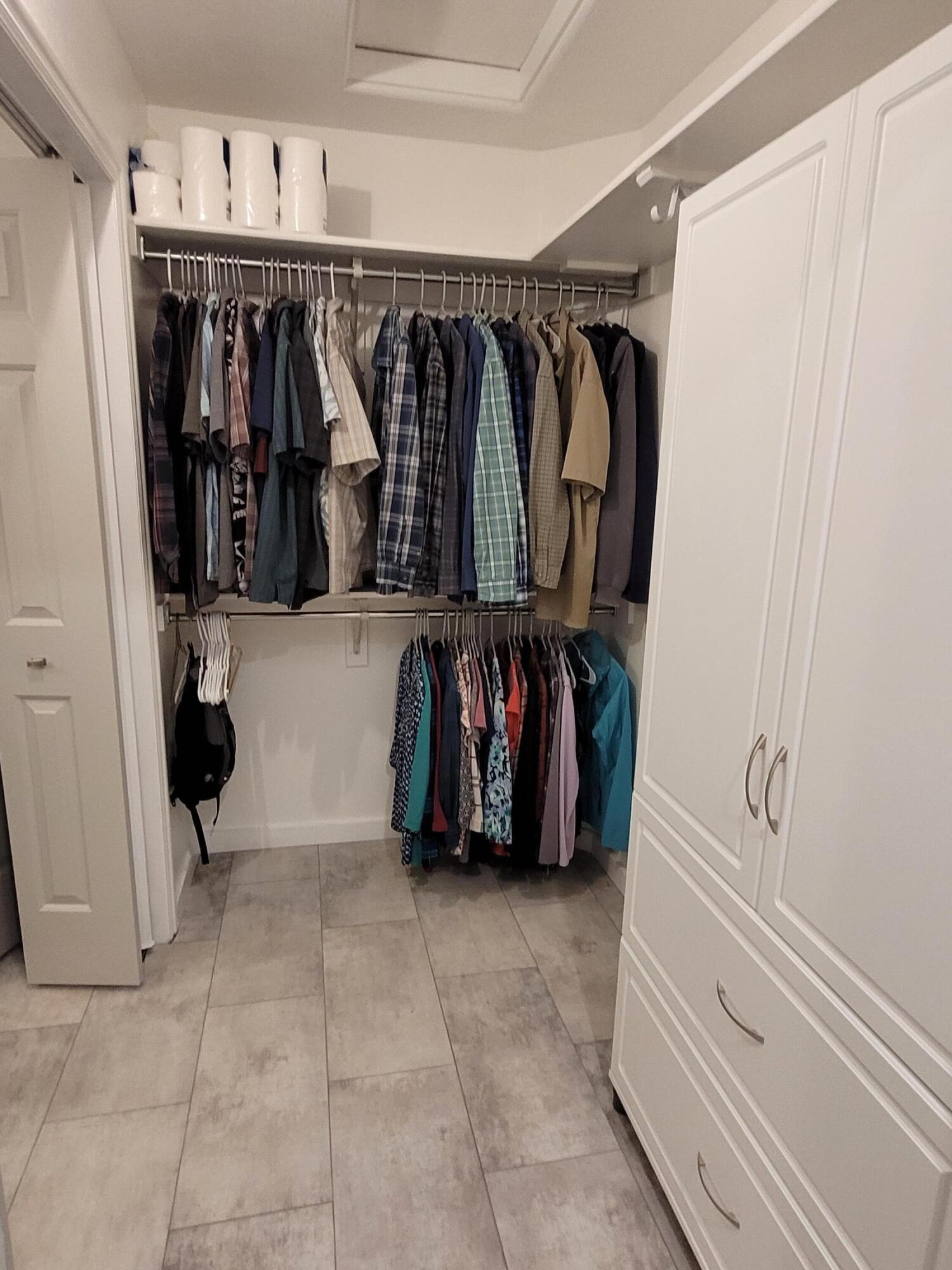 VISTA DEL SOL TOWNHOMES - Residential