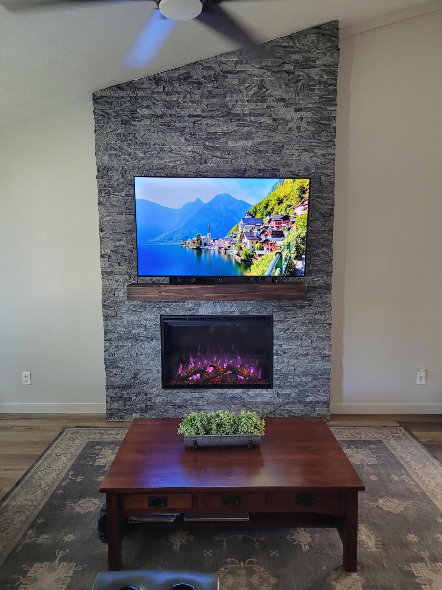 VISTA DEL SOL TOWNHOMES - Residential