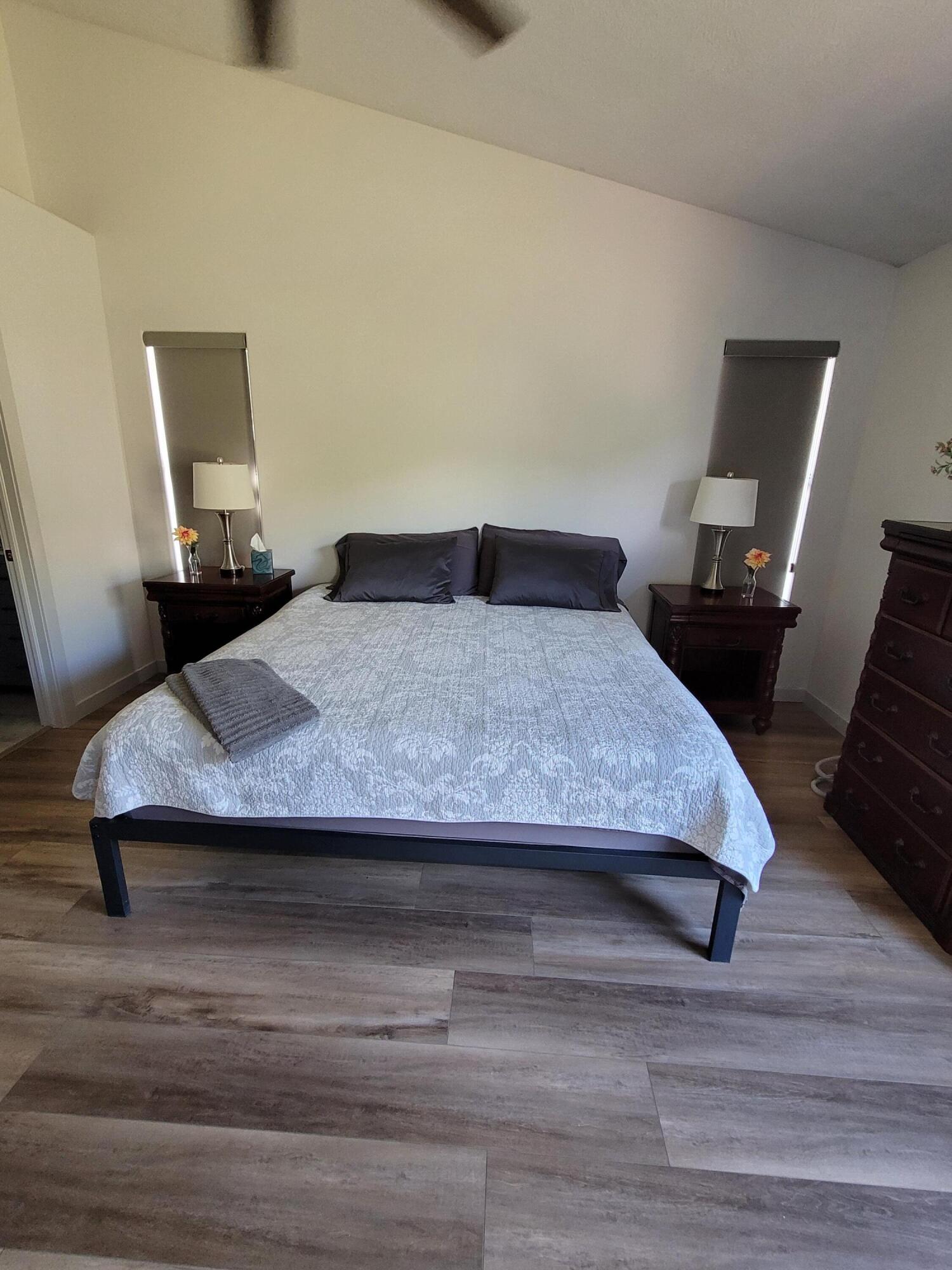 VISTA DEL SOL TOWNHOMES - Residential