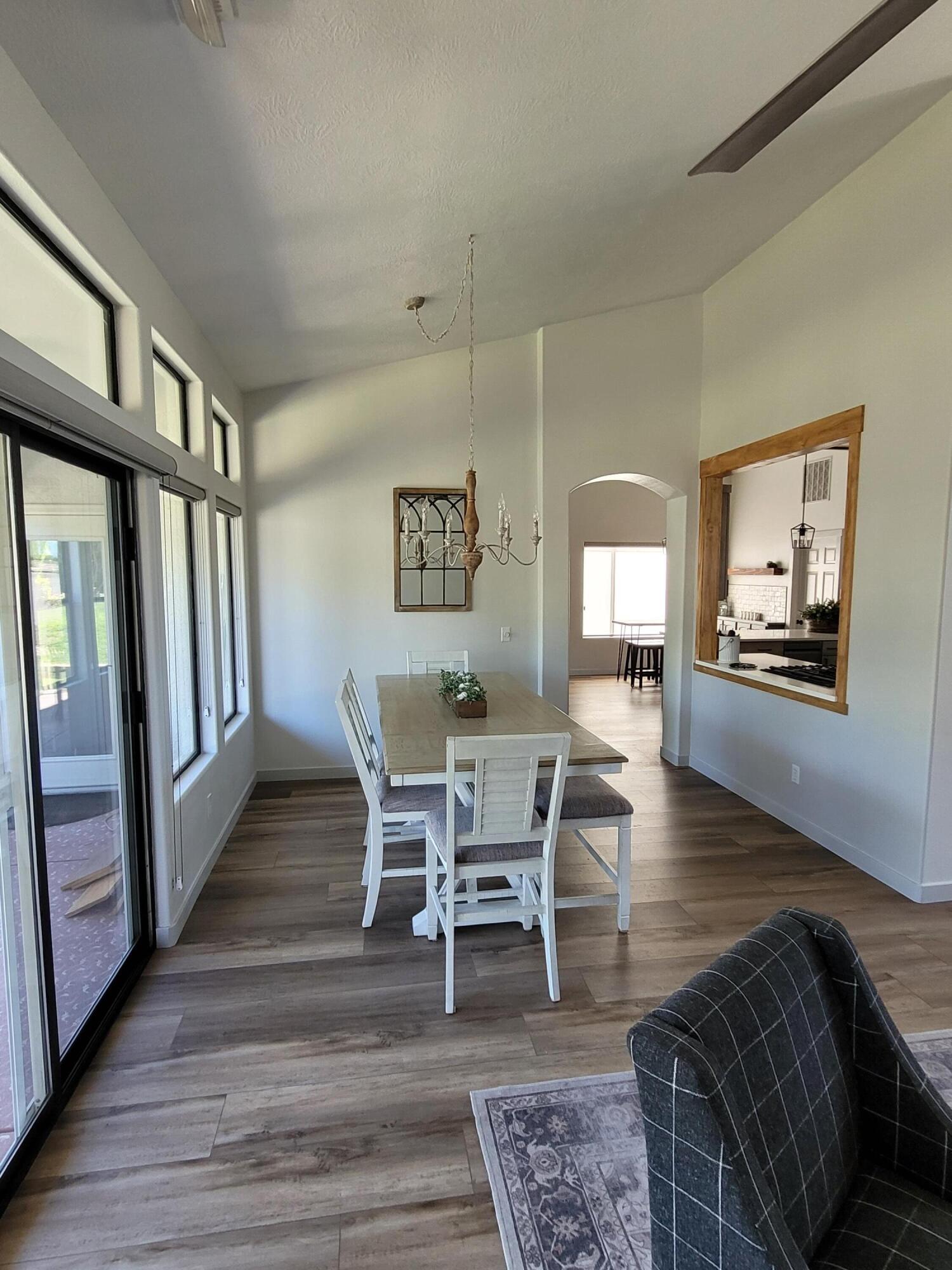 VISTA DEL SOL TOWNHOMES - Residential