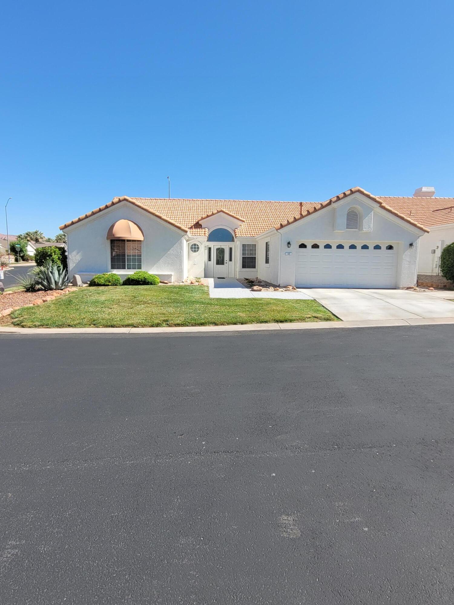 VISTA DEL SOL TOWNHOMES - Residential