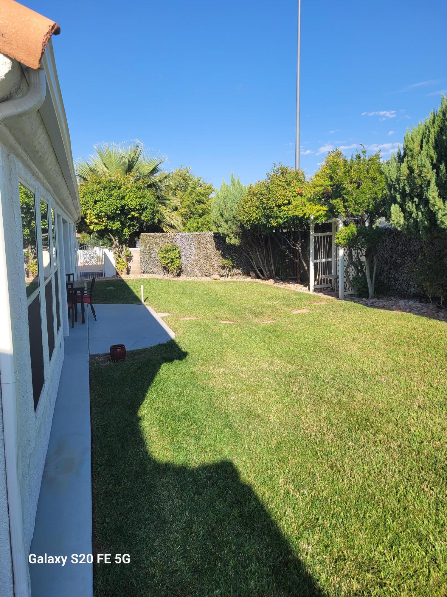 VISTA DEL SOL TOWNHOMES - Residential