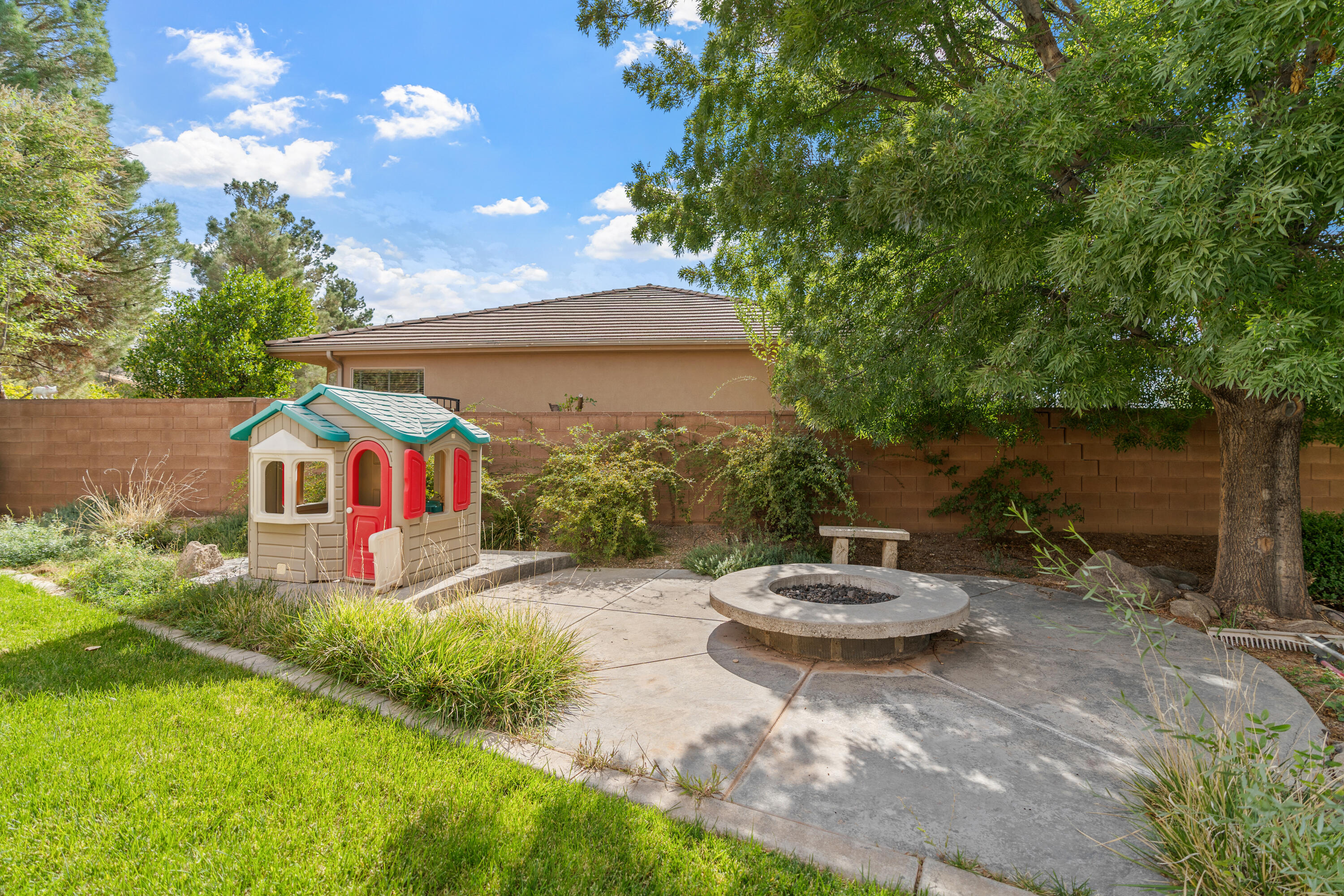 OVERLOOK - Residential