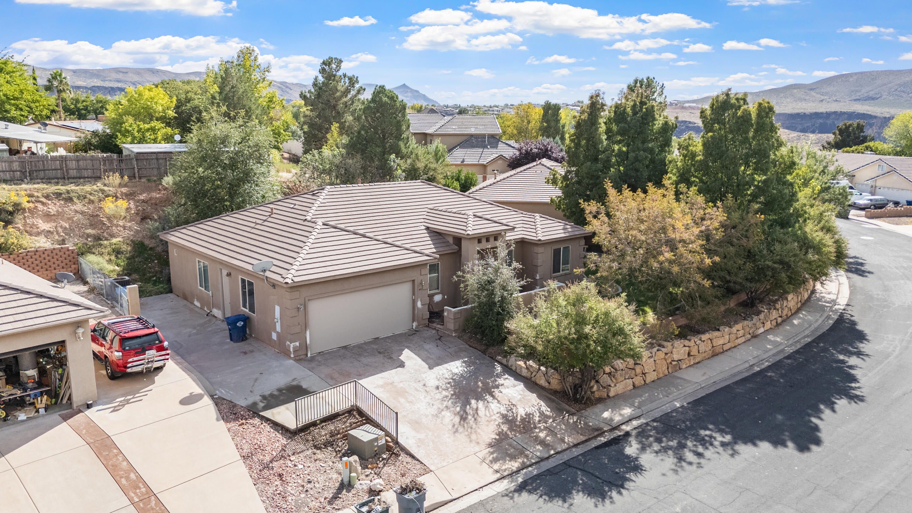 OVERLOOK - Residential