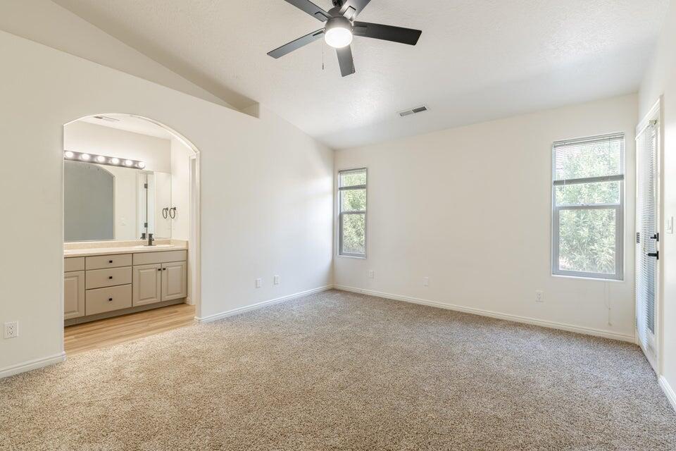 RED MOUNTAIN TOWNHOMES - Residential