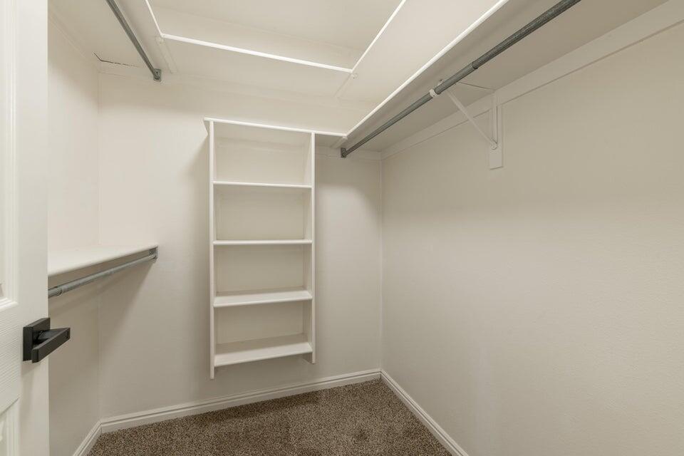 RED MOUNTAIN TOWNHOMES - Residential