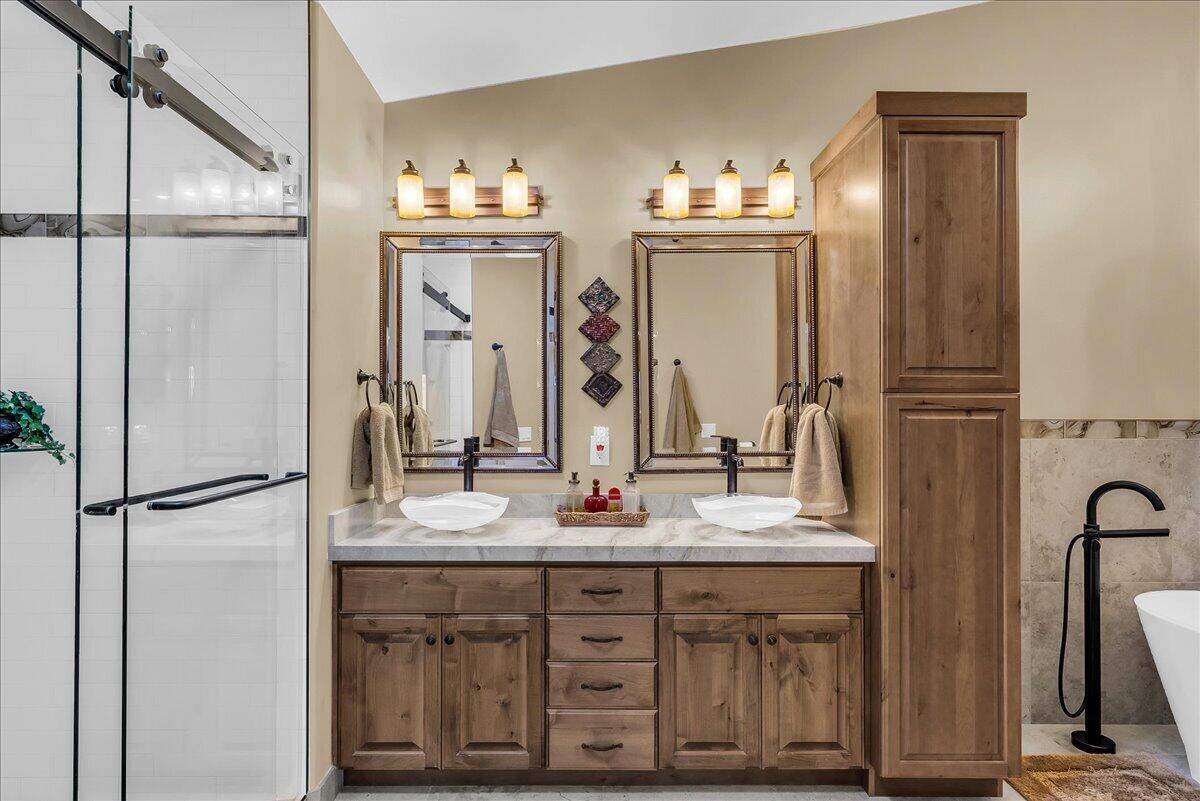 QUAIL COVE - Residential