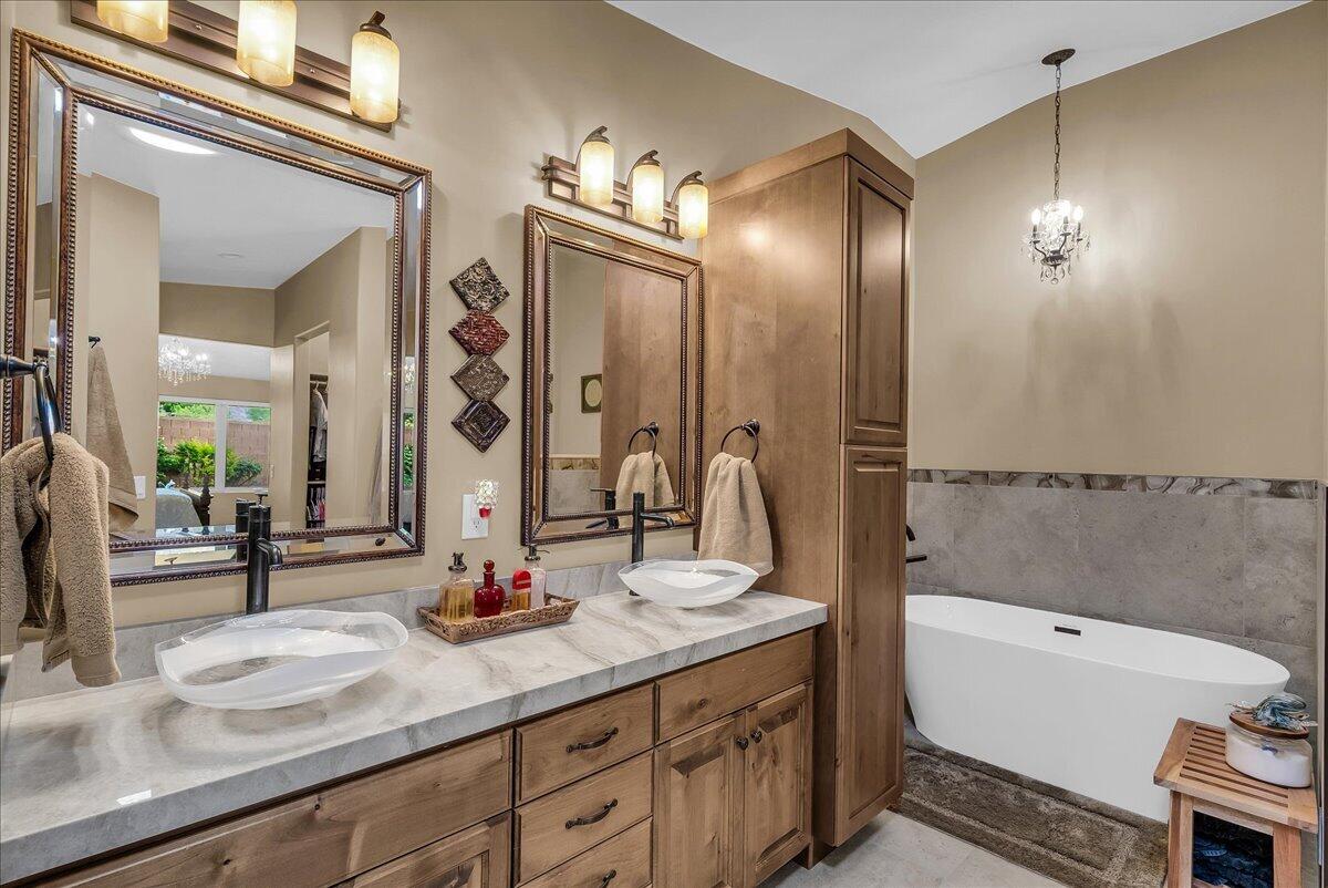 QUAIL COVE - Residential