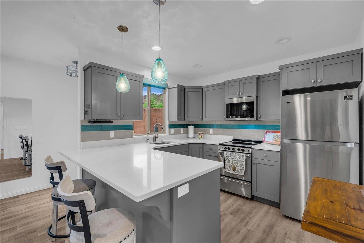 QUAIL COVE - Residential