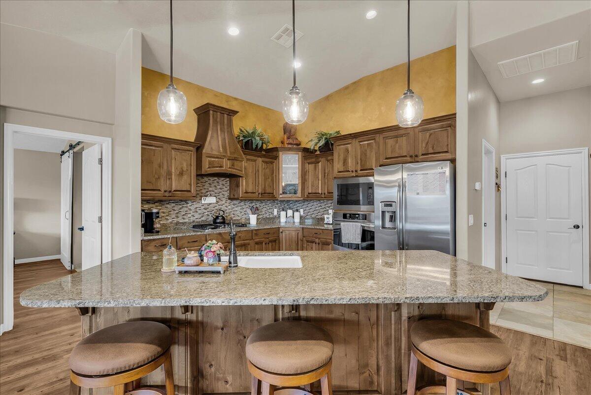 QUAIL COVE - Residential