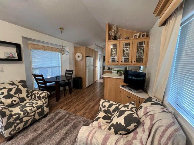 CHEROKEE SPRINGS RV PARK - Residential