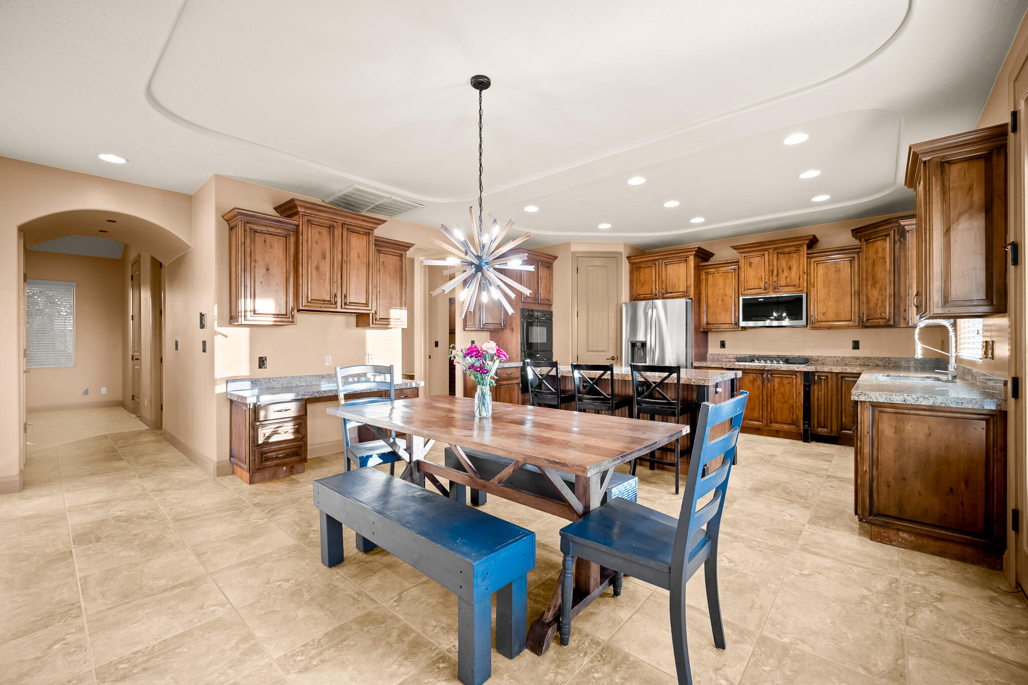 BRIDLE GATE ESTATES - Residential