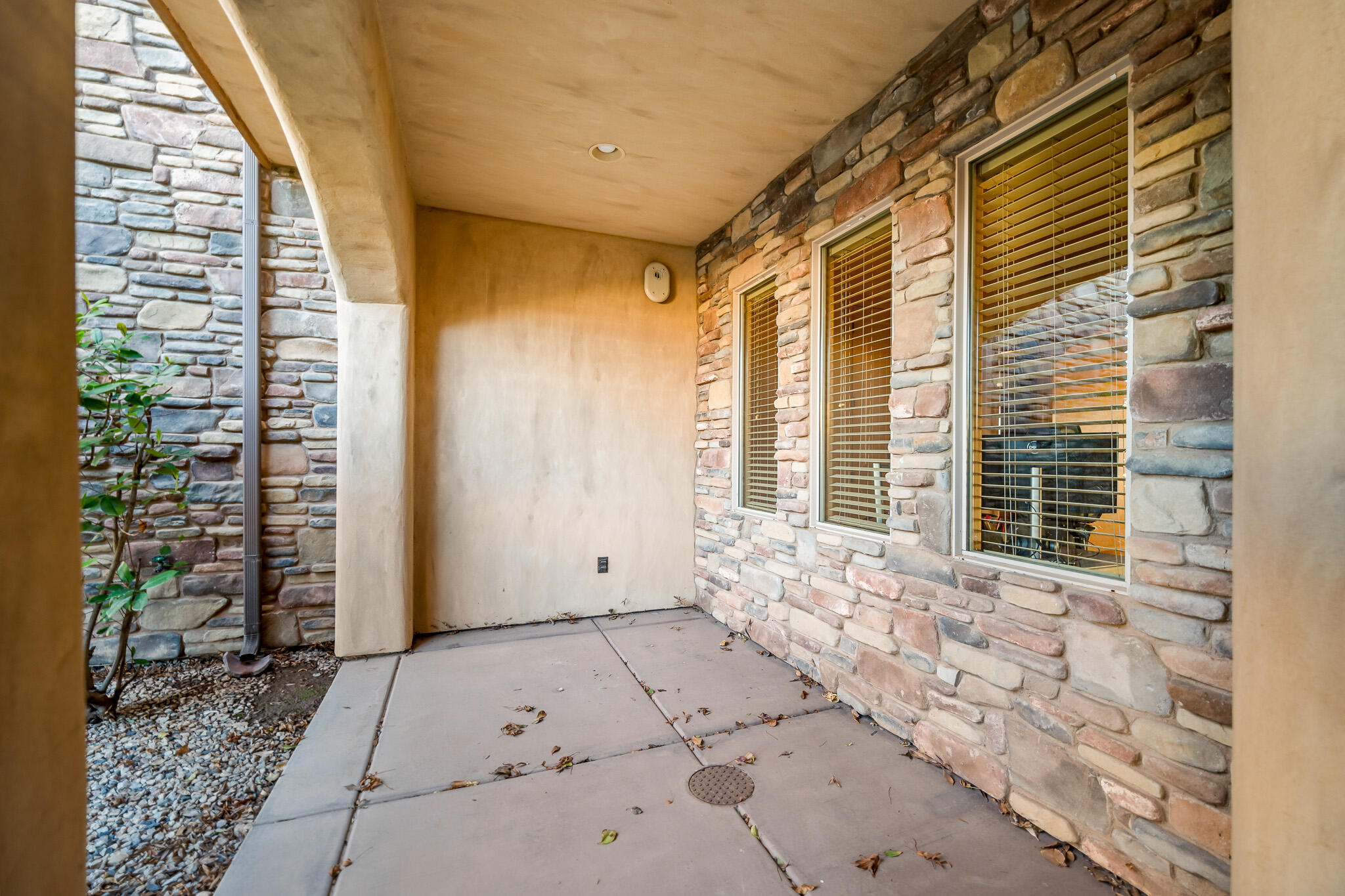 BRIDLE GATE ESTATES - Residential