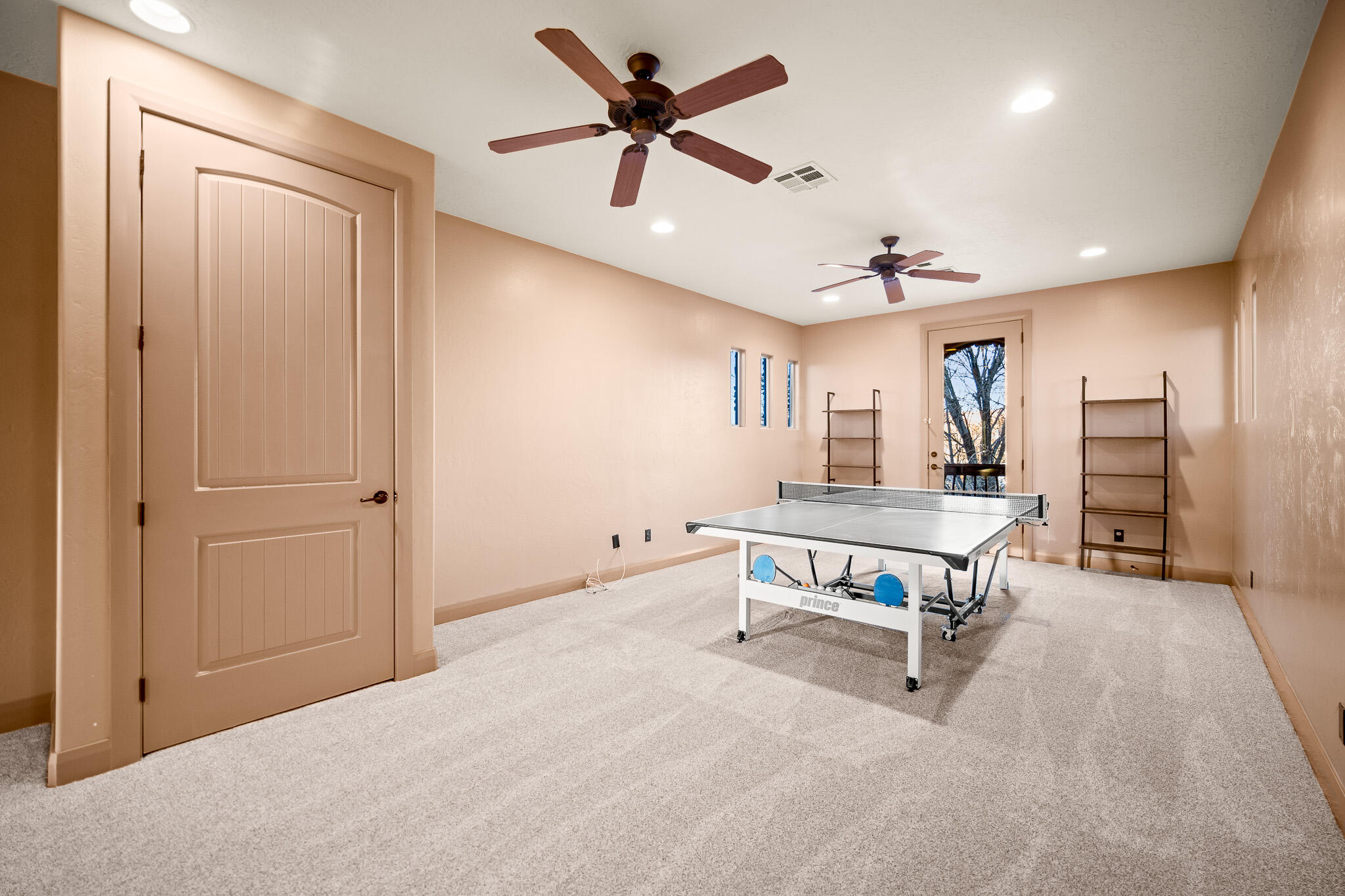 BRIDLE GATE ESTATES - Residential